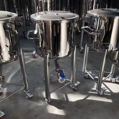 Bom preço. Tanque de armazenamento de aço inoxidável com rodas on-line